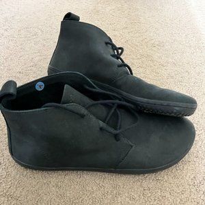 Vivobarefoot-Black leather Gobi II Mens (size 9)